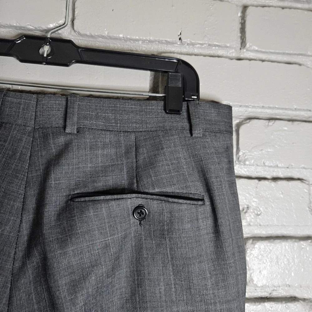 Vintage Burberry London Mens Wool‎ Suit Grey Plaid Windowpane 41R 34X30